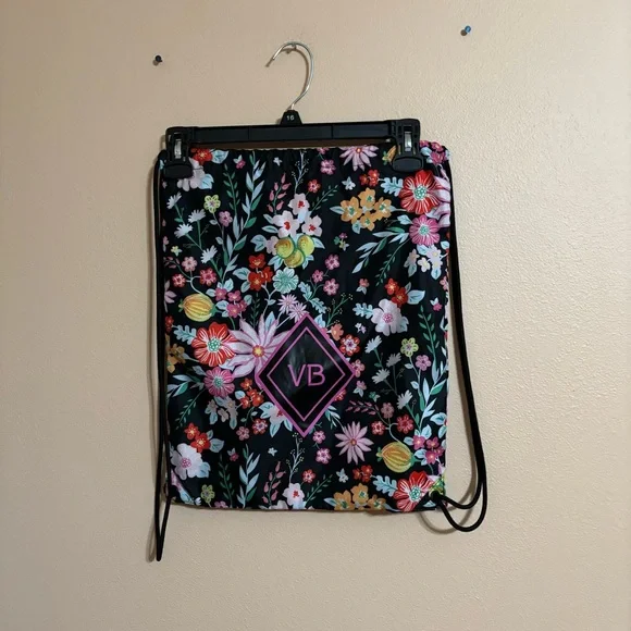 Vera Bradley Drawstring Backsack Backpack in Tangerine Twist pattern Vera Bradley Tangerine Twist Backsack Backpack In Great  main image 4